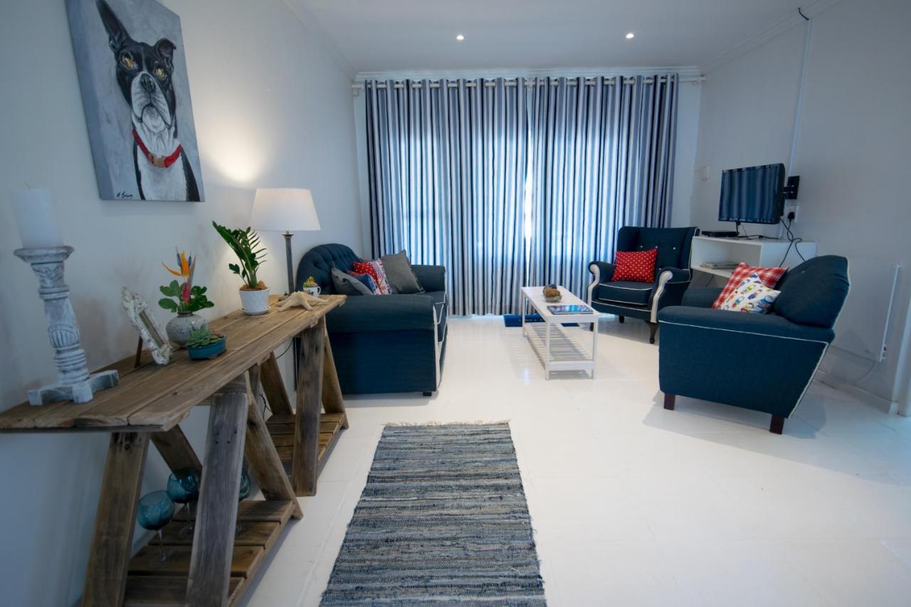 Leisure By The Sea Apartment Kleinmond Bagian luar foto