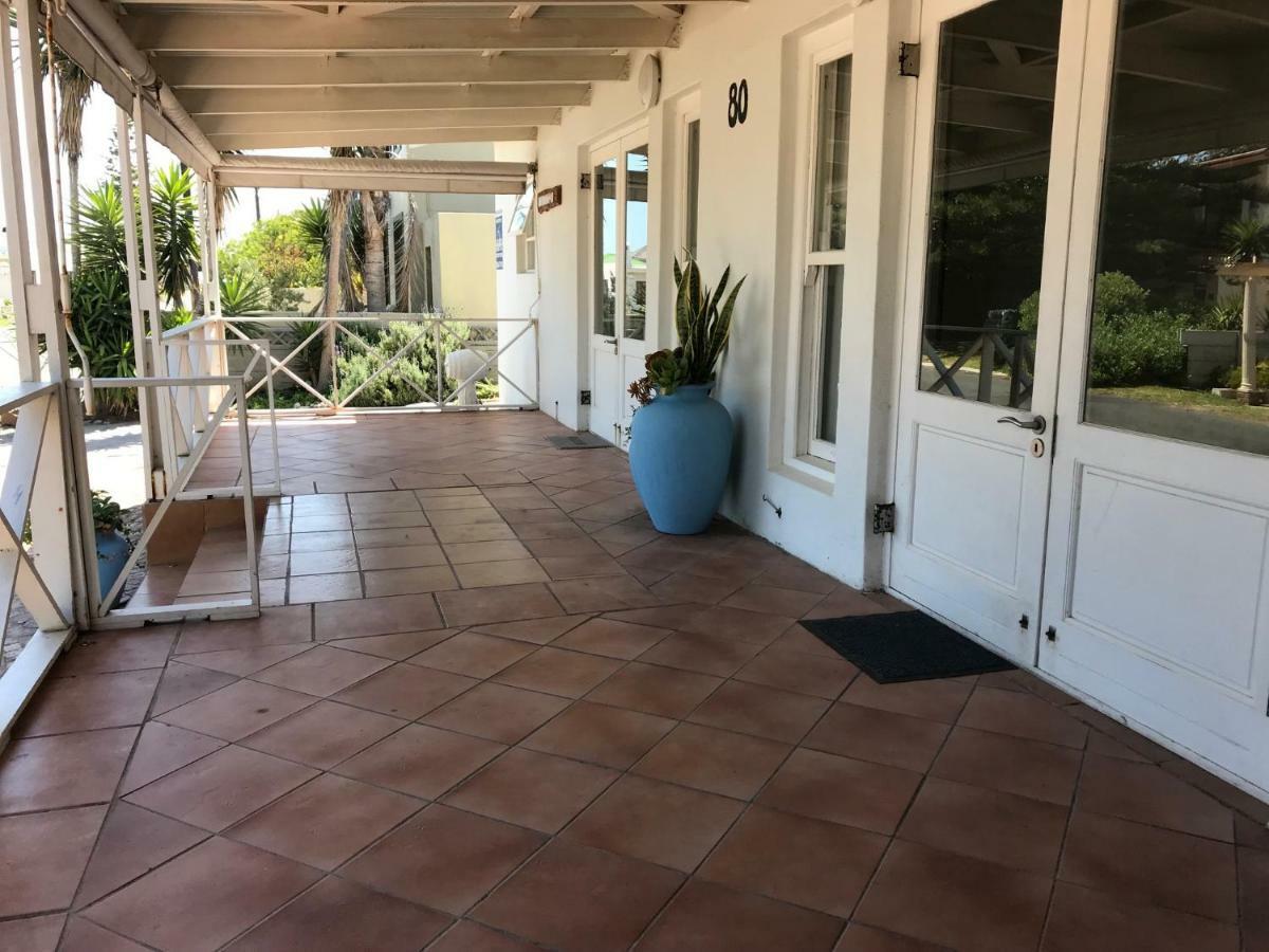 Leisure By The Sea Apartment Kleinmond Bagian luar foto